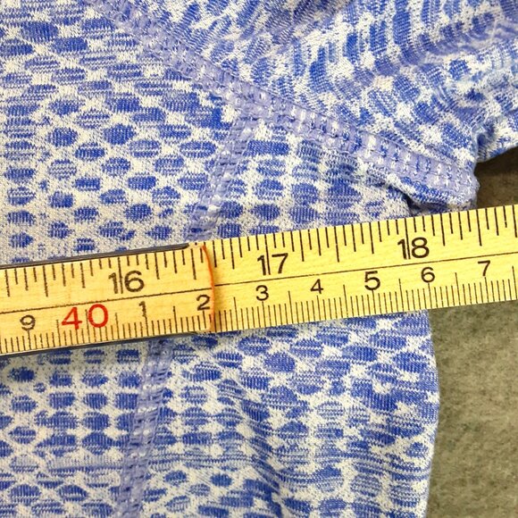 Kirkland Signature Woman's Athletic Top Size SMALL, Long Sleeve, Thumbholes, Zip - Picture 6 of 8